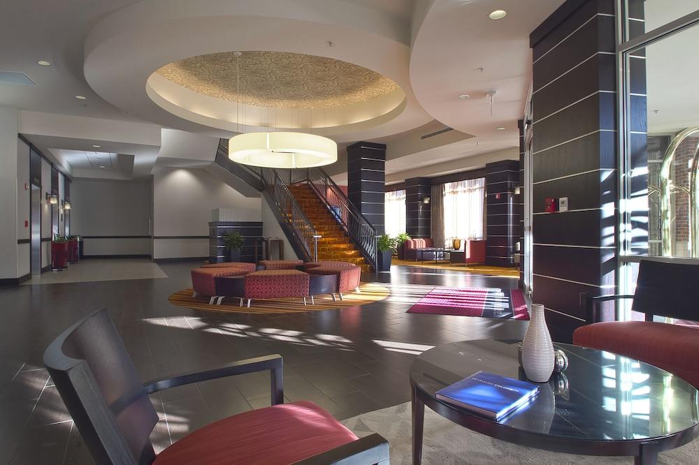 Hampton & Columbus-downtown, Ohio 3*